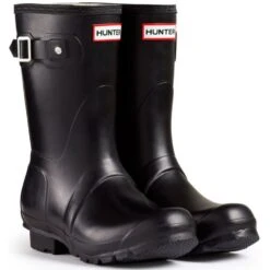 Hunter Women's Original Short Rain Boots In Black -Fashion Shoes 1 9 19 hunter original short wellington boots black 1 1100x