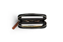 Bellroy Folio Mini -Fashion Shoes bellroy wfma black web 02 1200x800 ac9b8cdd afb6 4982 8b8a a562733e6de4 1100x